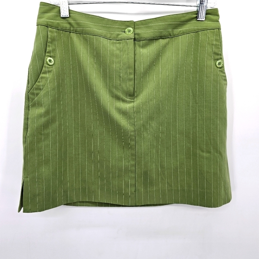 Izod XFG Stretch Green Pin Stripe Golf Active Skort Womens Size 6